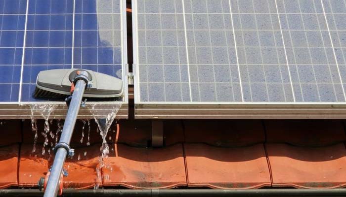 limpiar las placas solares