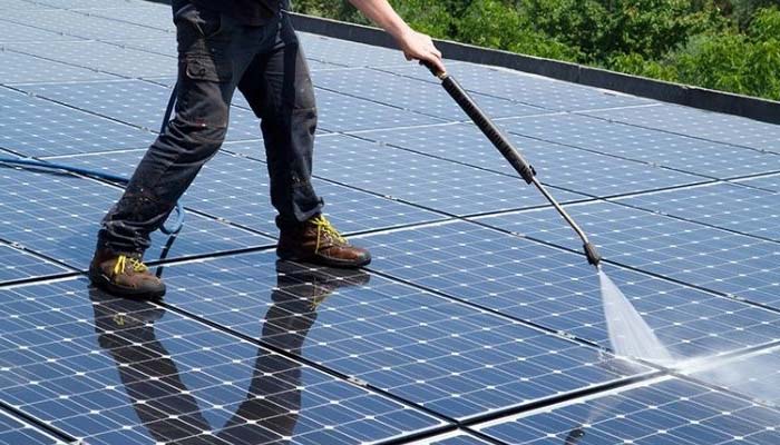 limpiar paneles solares